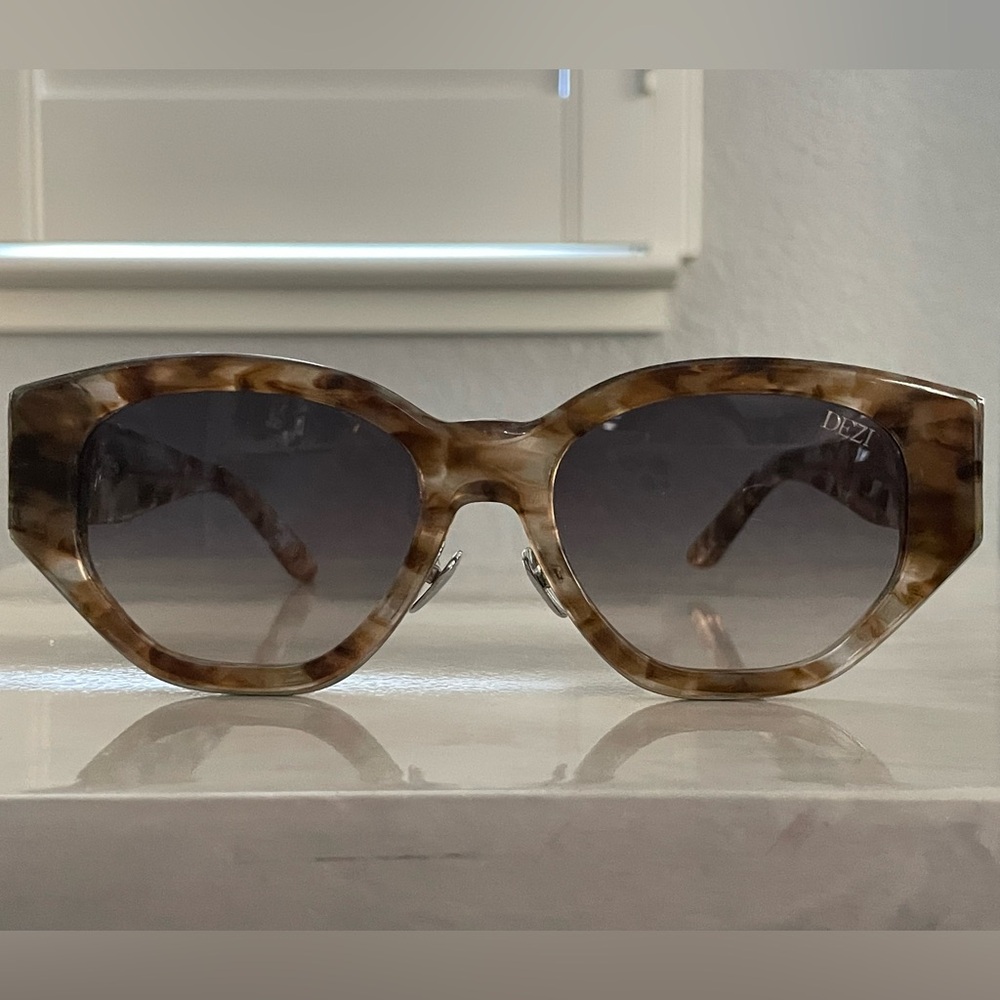 Dezi | Women’s | Charge It | Sunglasses